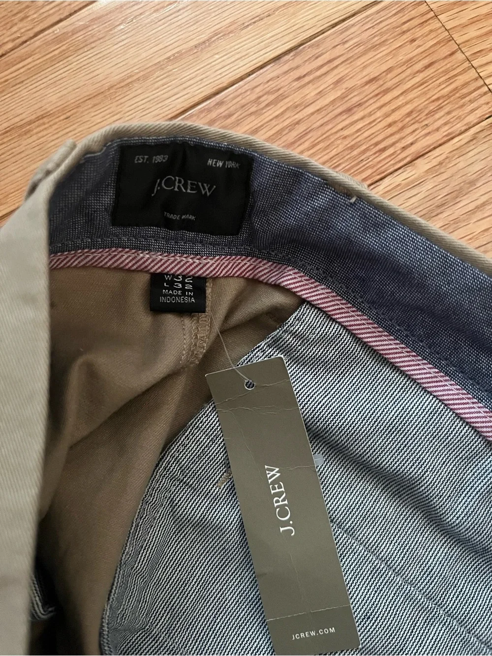 NWT J Crew Khaki Chino Pants 32 X 32 Beige Slim Fit Preppy Quiet Luxury